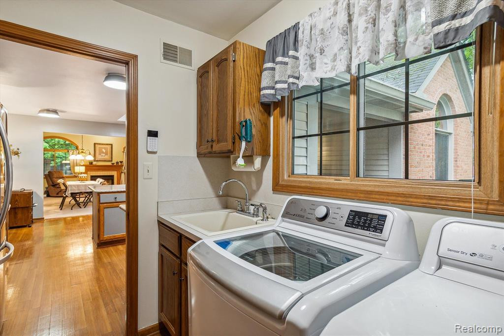 948 ROSEWOOD, 78, Brighton, MI 48116 — Photo 30