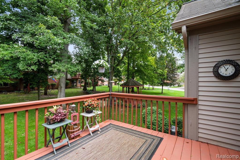 948 ROSEWOOD, 78, Brighton, MI 48116 — Photo 41
