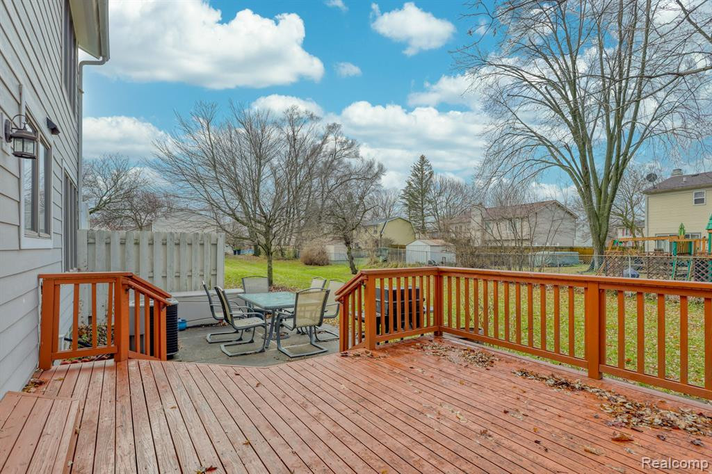 22643 CRANBROOKE Drive, Novi, MI — Photo 4