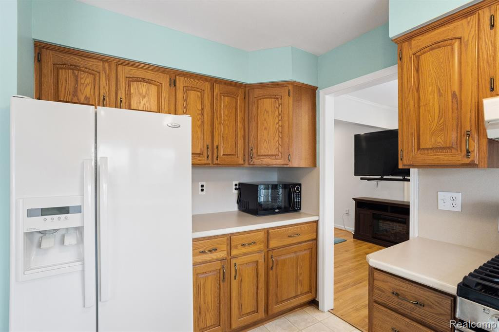 22643 CRANBROOKE Drive, Novi, MI — Photo 9