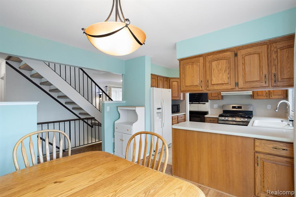 22643 CRANBROOKE Drive, Novi, MI — Photo 11
