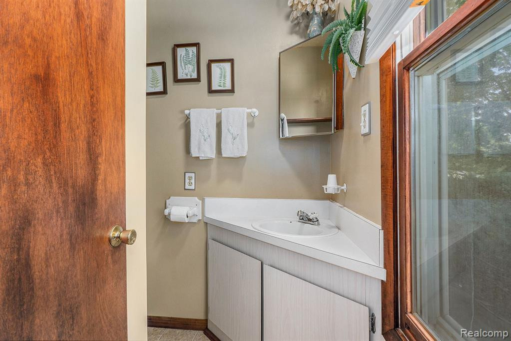7509 S STATE Road, Goodrich Vlg, MI — Photo 25