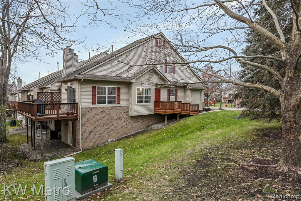 41765 Primrose Drive, Novi, MI 48377 — Photo 4