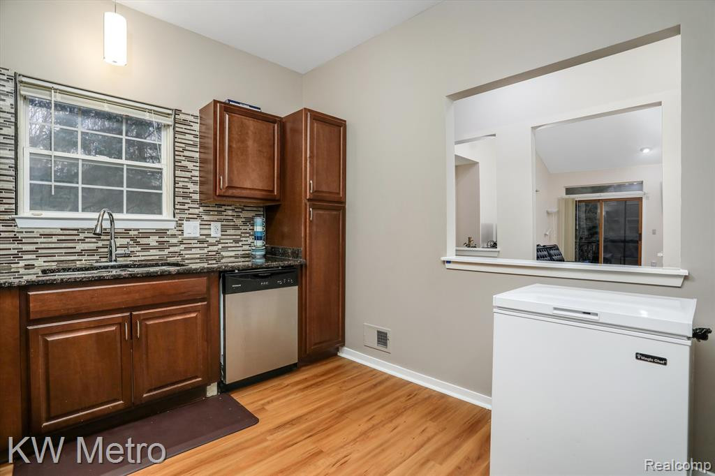 41765 Primrose Drive, Novi, MI 48377 — Photo 9