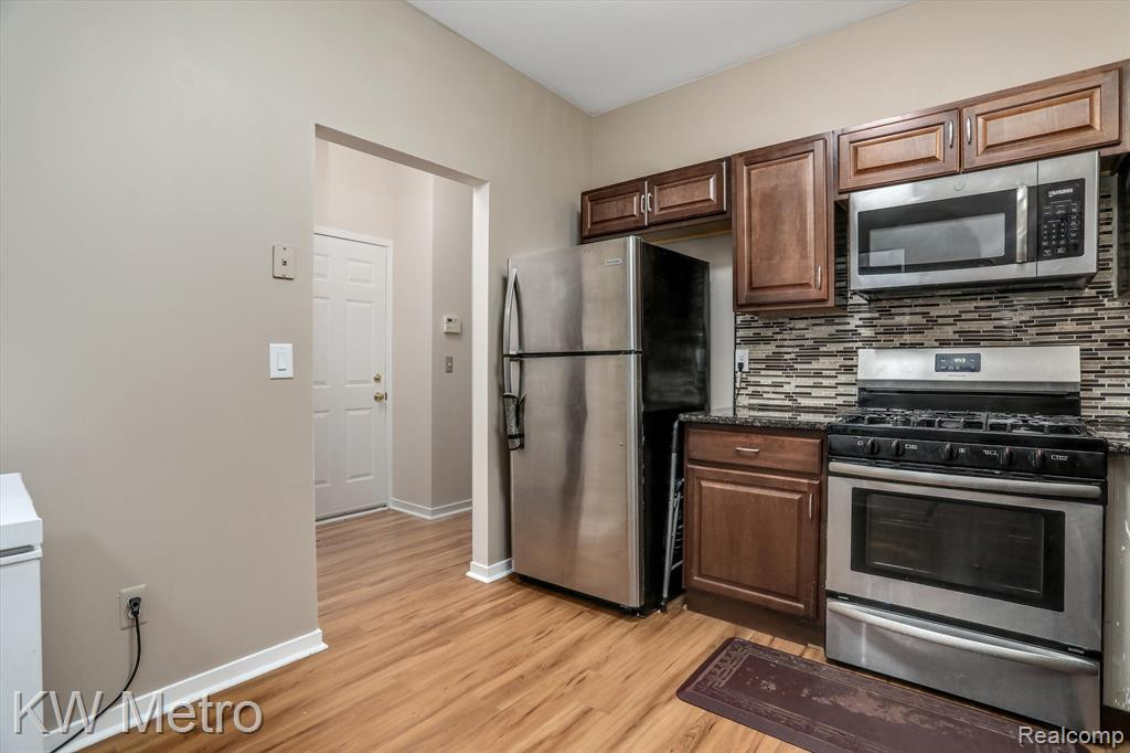 41765 Primrose Drive, Novi, MI 48377 — Photo 11