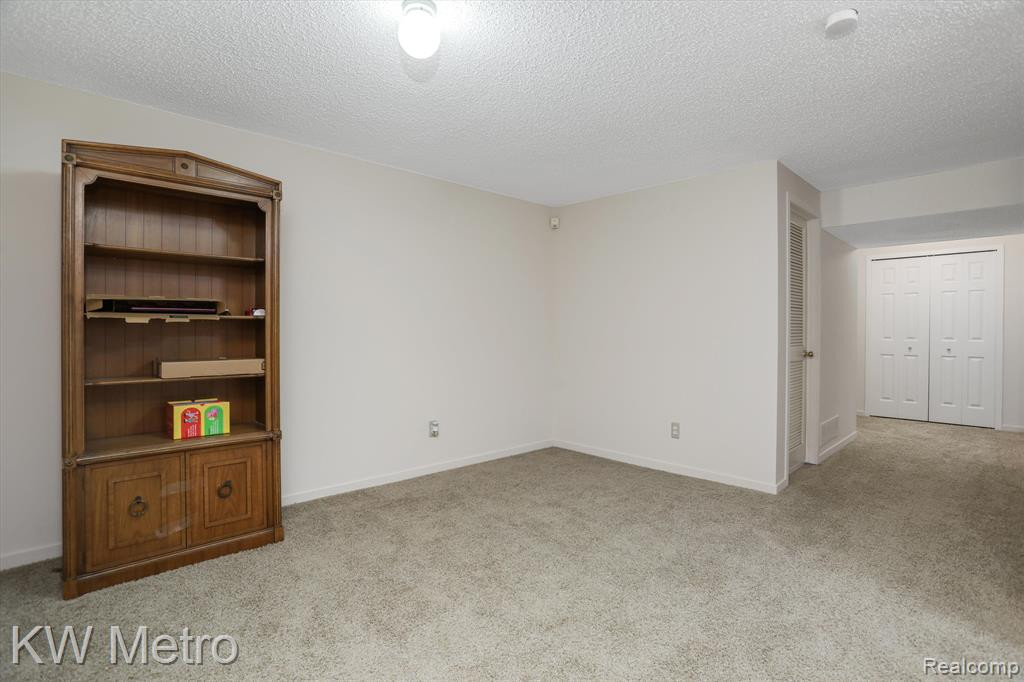 41765 Primrose Drive, Novi, MI 48377 — Photo 25