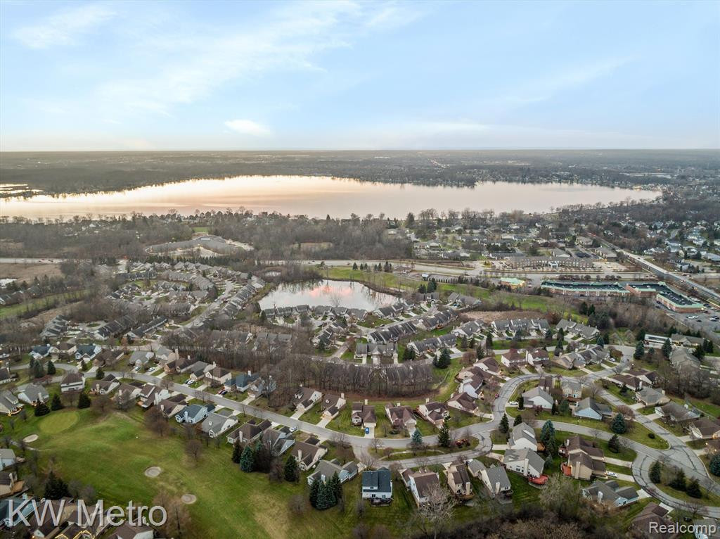 41765 Primrose Drive, Novi, MI 48377 — Photo 32
