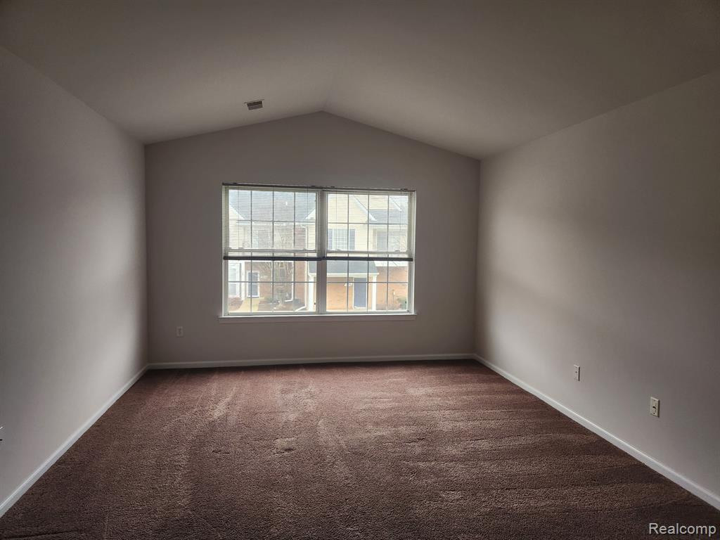 1100 RIAL LAKE Drive, Howell, MI 48843 — Photo 16