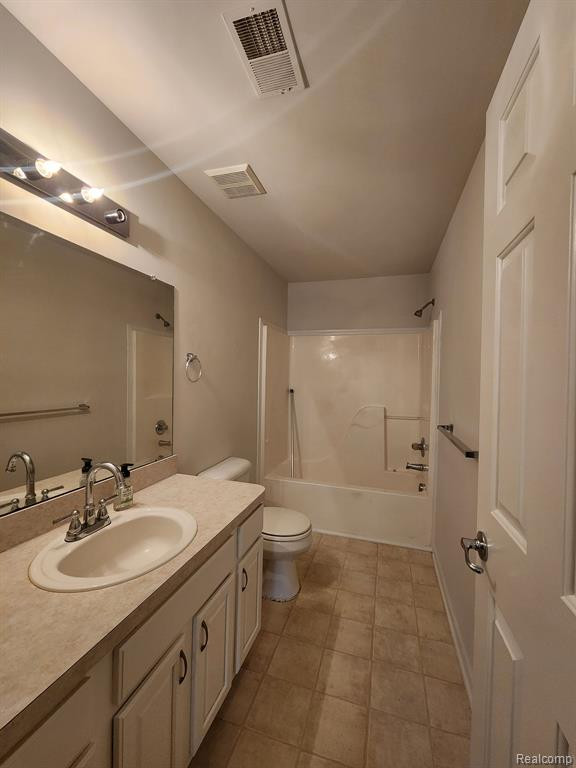 1100 RIAL LAKE Drive, Howell, MI 48843 — Photo 19