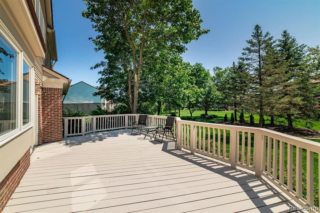 47449 GLENGARRY Boulevard, Canton, MI 48188 — Photo 23