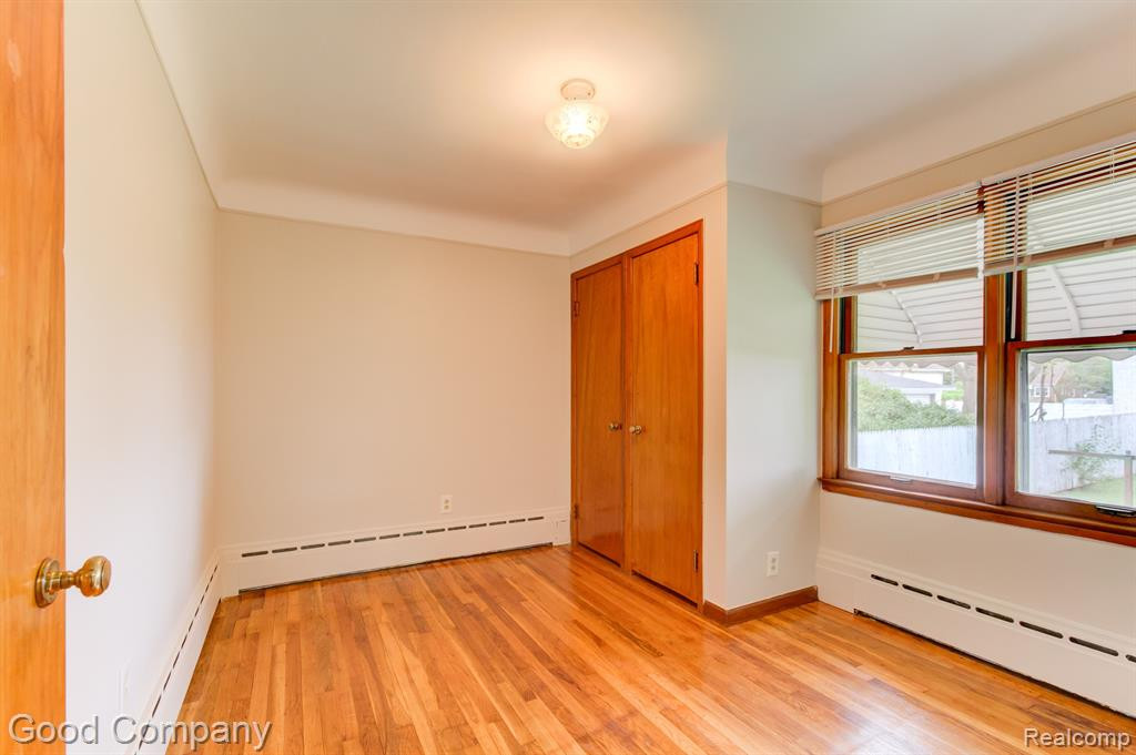 8750 W 9 MILE Road, Oak Park, MI 48237 — Photo 13