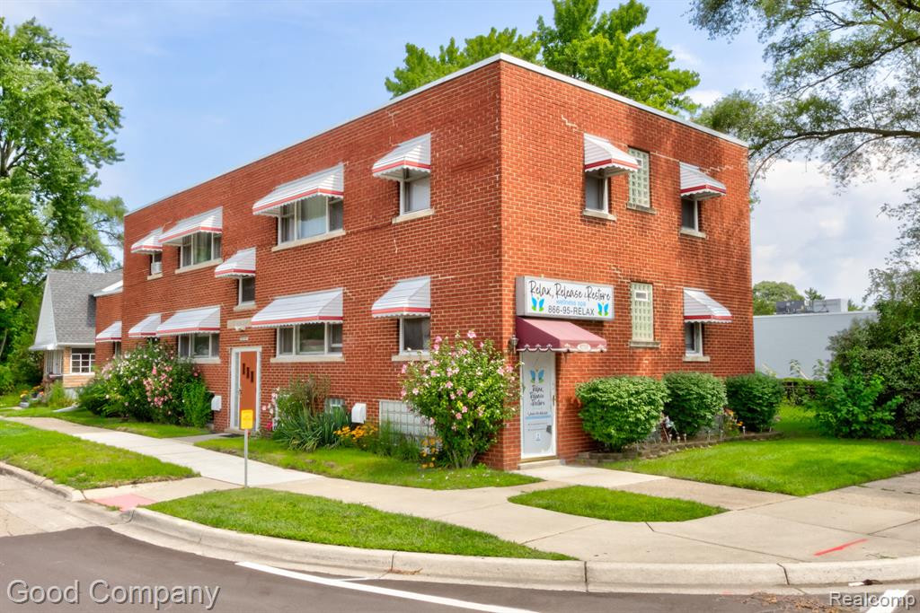 8750 W 9 MILE Road, Oak Park, MI 48237 — Photo 20