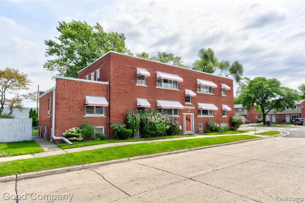 8750 W 9 MILE Road, Oak Park, MI 48237 — Photo 39