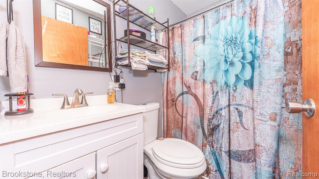 550 WOODLAWN Avenue, Ypsilanti, MI 48198 — Photo 7