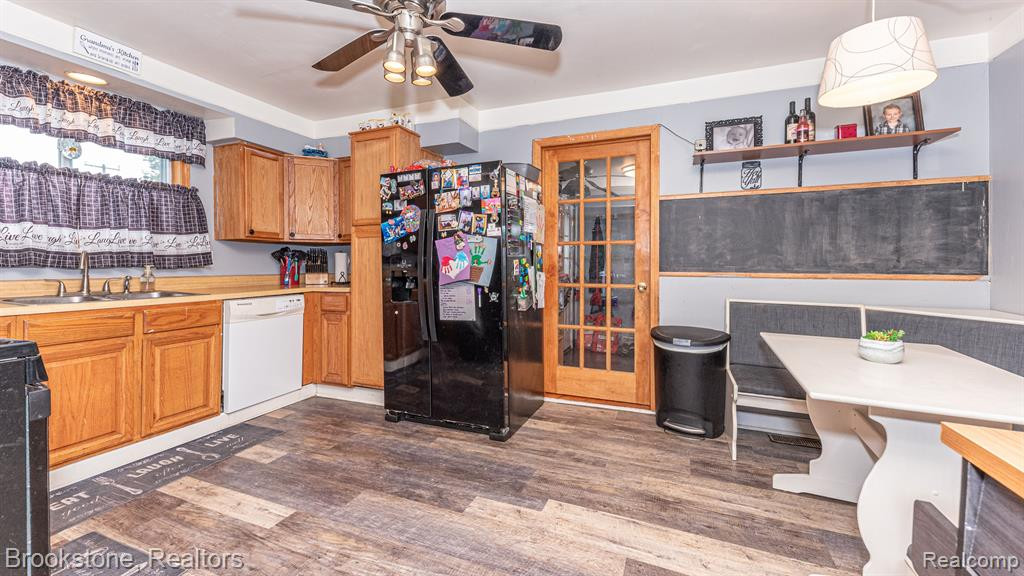 550 WOODLAWN Avenue, Ypsilanti, MI 48198 — Photo 8