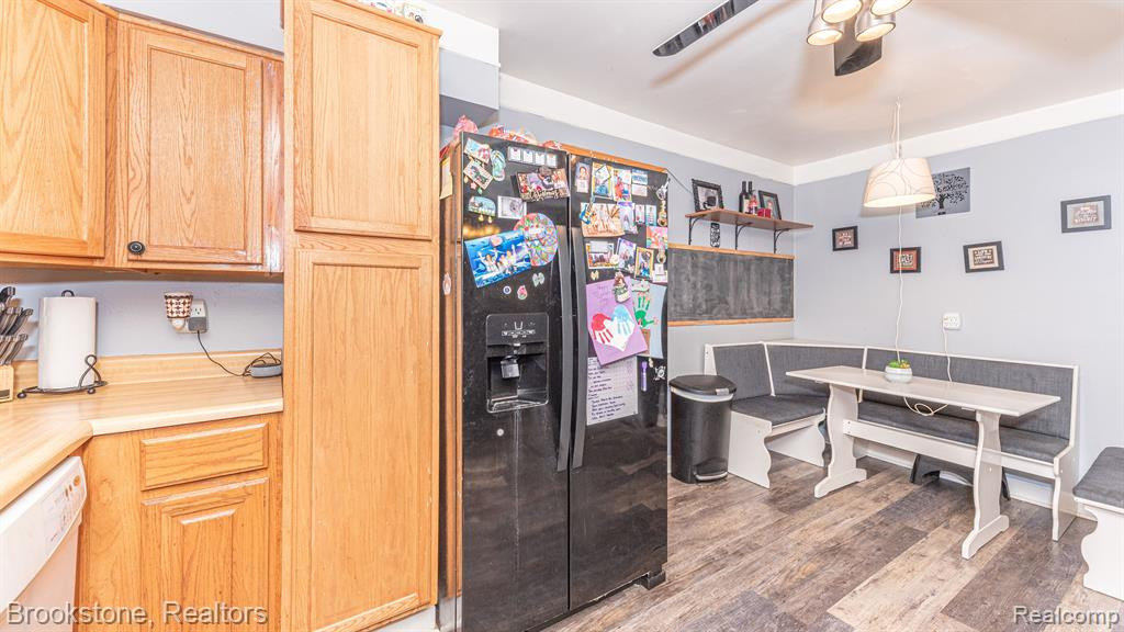 550 WOODLAWN Avenue, Ypsilanti, MI 48198 — Photo 13