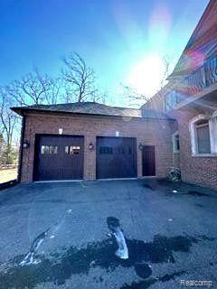 4798 DOW RIDGE Road, Orchard Lake Village, MI 48324 — Photo 18
