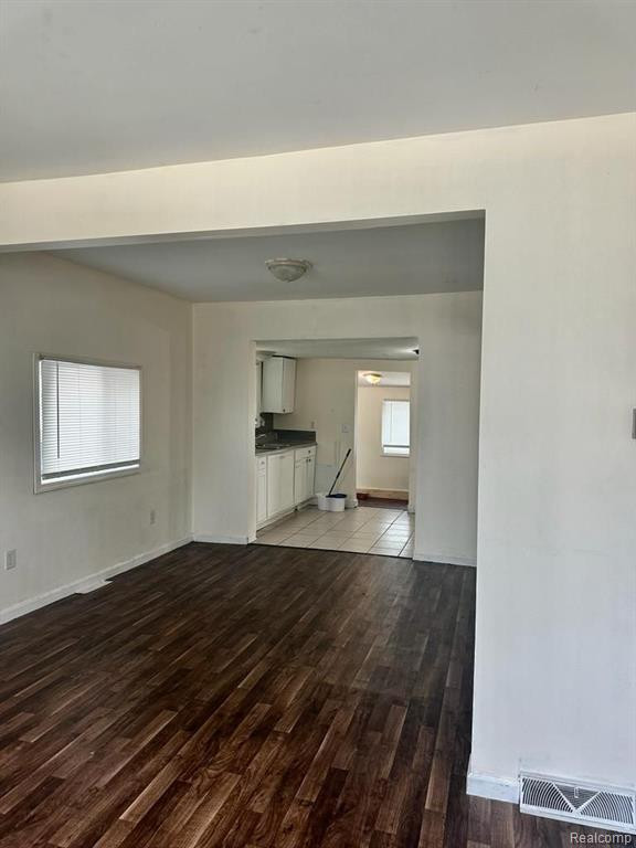 7068 PACKARD Avenue, Warren, MI 48091 — Photo 11