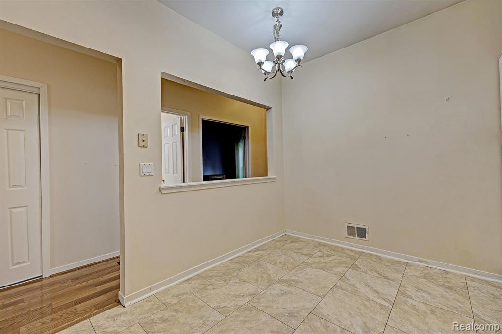 41872 CANTEBURY Drive, Novi, MI 48377 — Photo 4