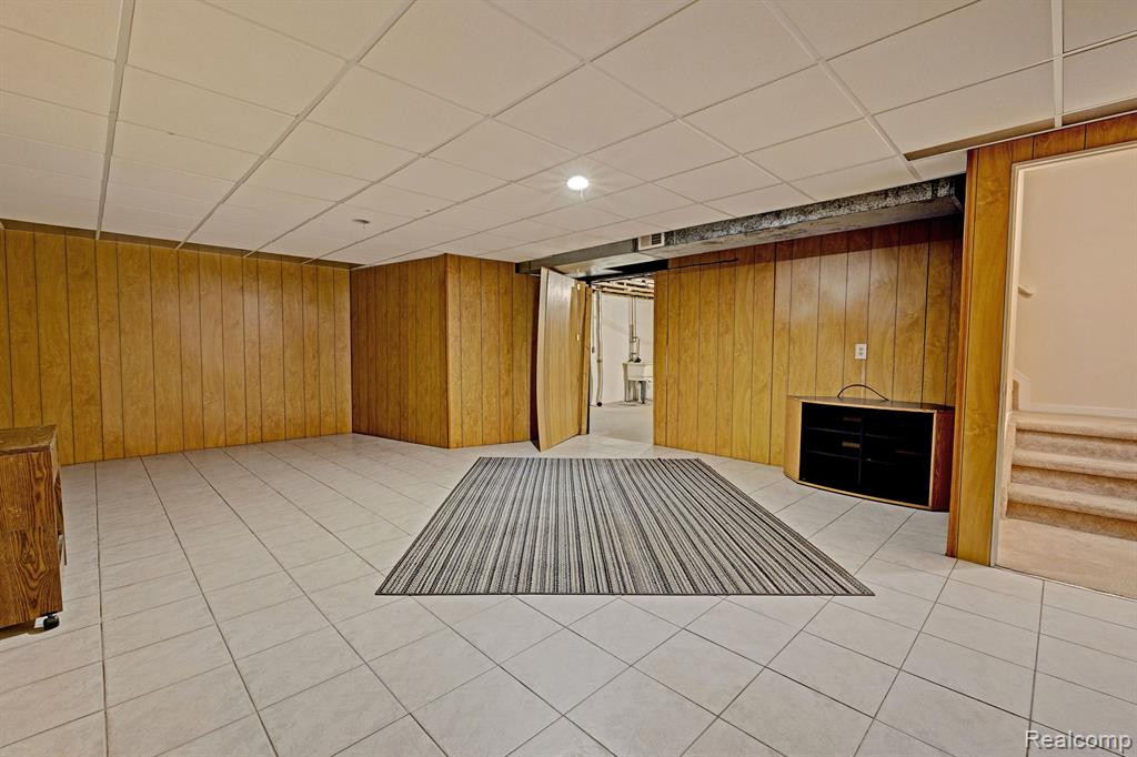 41872 CANTEBURY Drive, Novi, MI 48377 — Photo 30