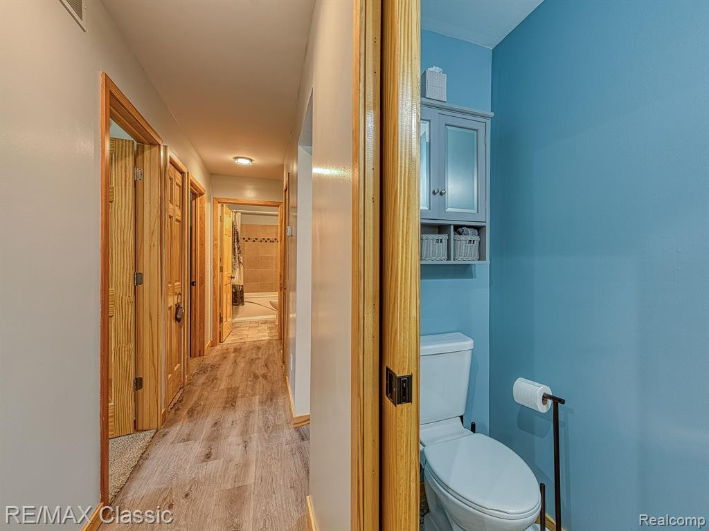 389 MAPLE GROVE Street, Whitmore Lake, MI 48189 — Photo 12