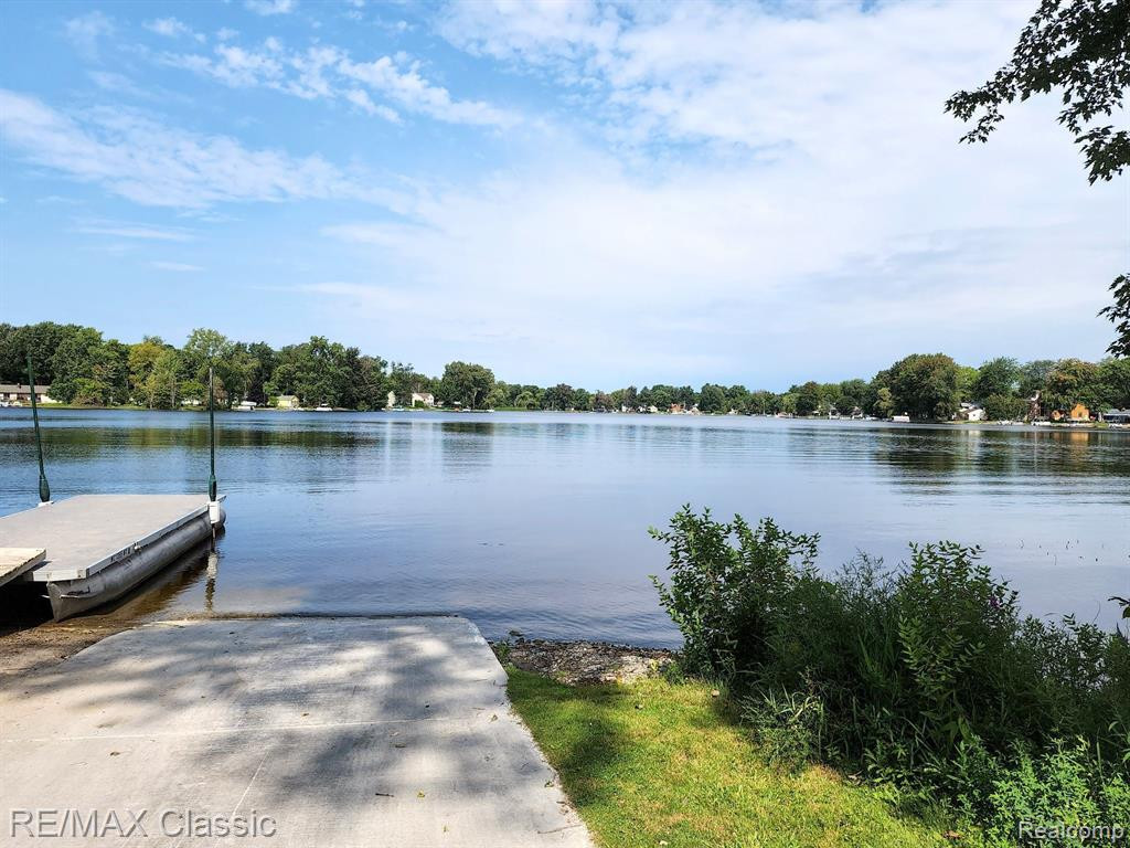 389 MAPLE GROVE Street, Whitmore Lake, MI 48189 — Photo 34