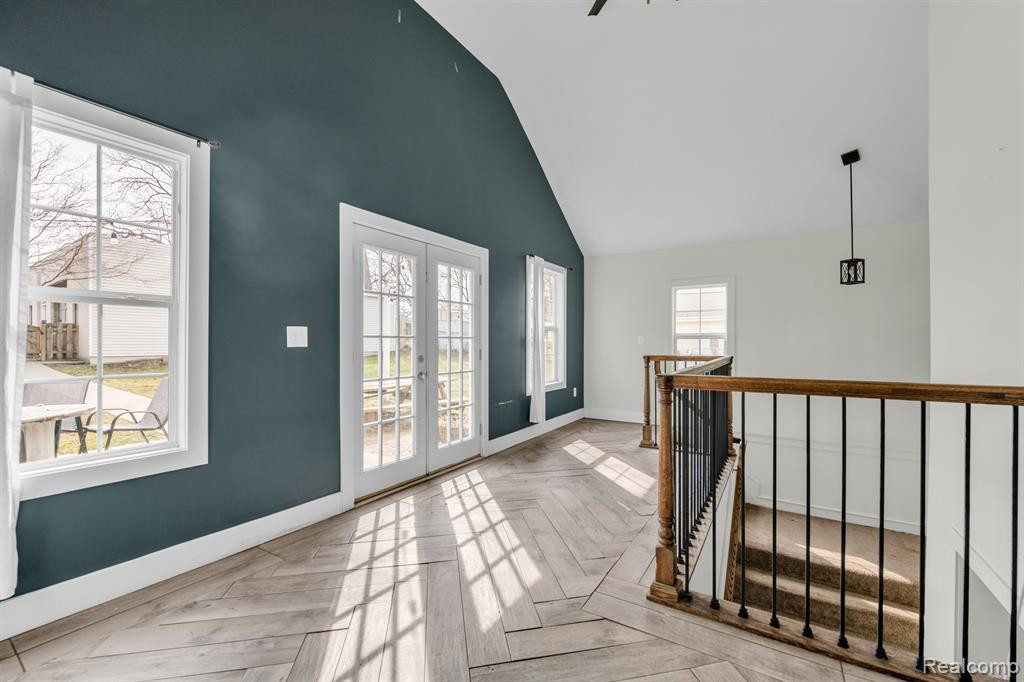 138 N NORTH SHORE Drive, Lake Orion, MI 48362 — Photo 20