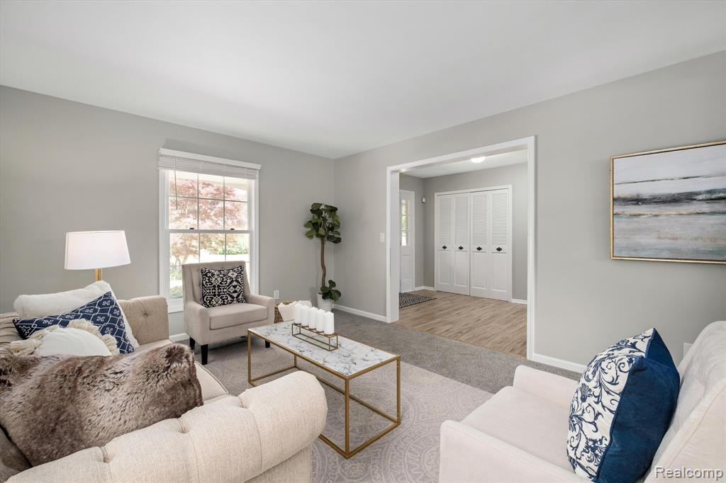 16944 BRADNER Road, Northville, MI 48168 — Photo 6