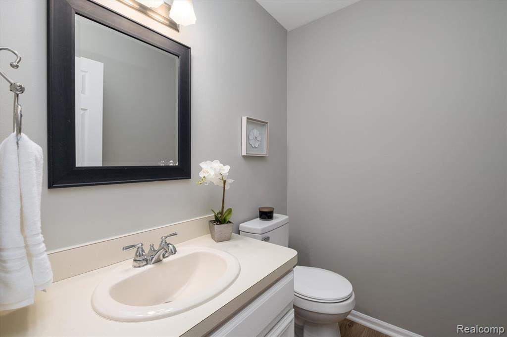16944 BRADNER Road, Northville, MI 48168 — Photo 14