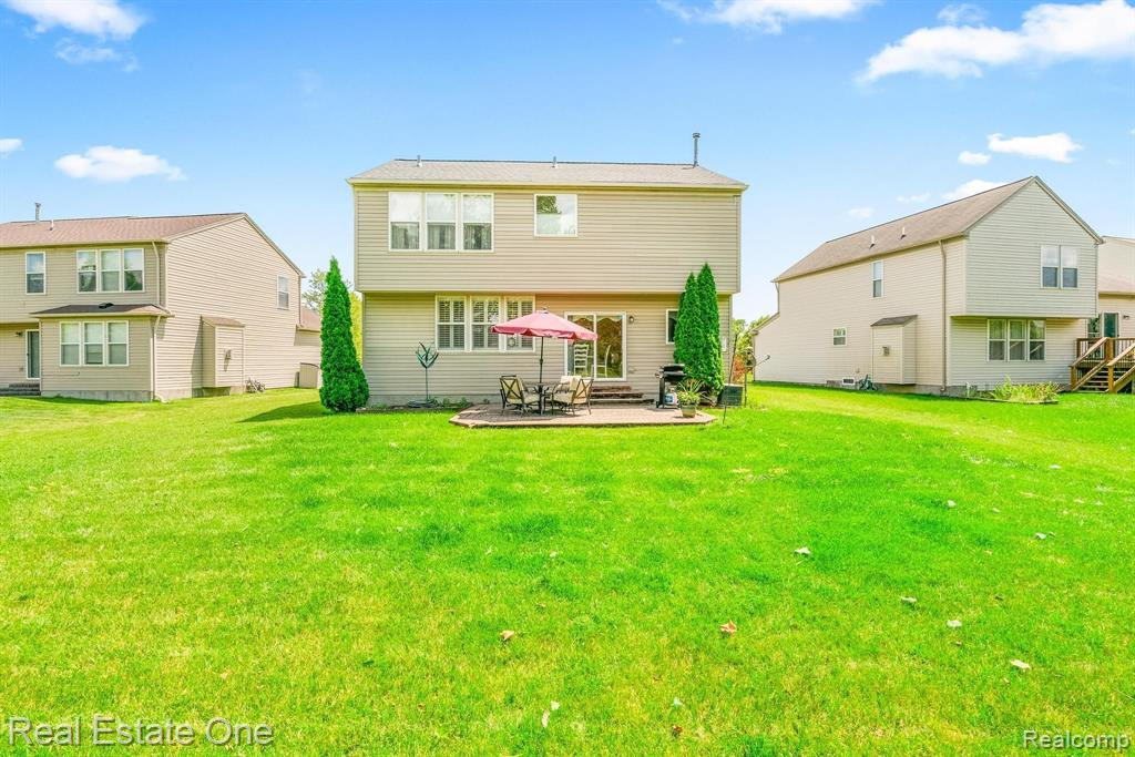 9965 W AVONDALE Circle, Ypsilanti, MI 48198 — Photo 4