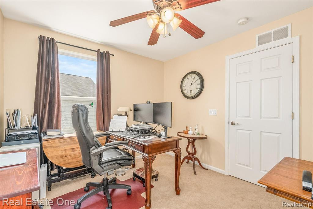 9965 W AVONDALE Circle, Ypsilanti, MI 48198 — Photo 46