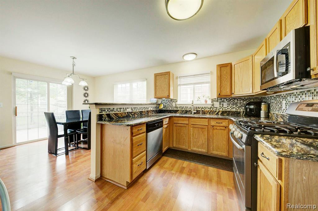 4232 MONARCH Avenue, Canton, MI 48188 — Photo 16
