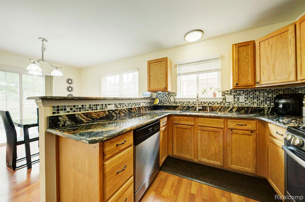 4232 MONARCH Avenue, Canton, MI 48188 — Photo 19