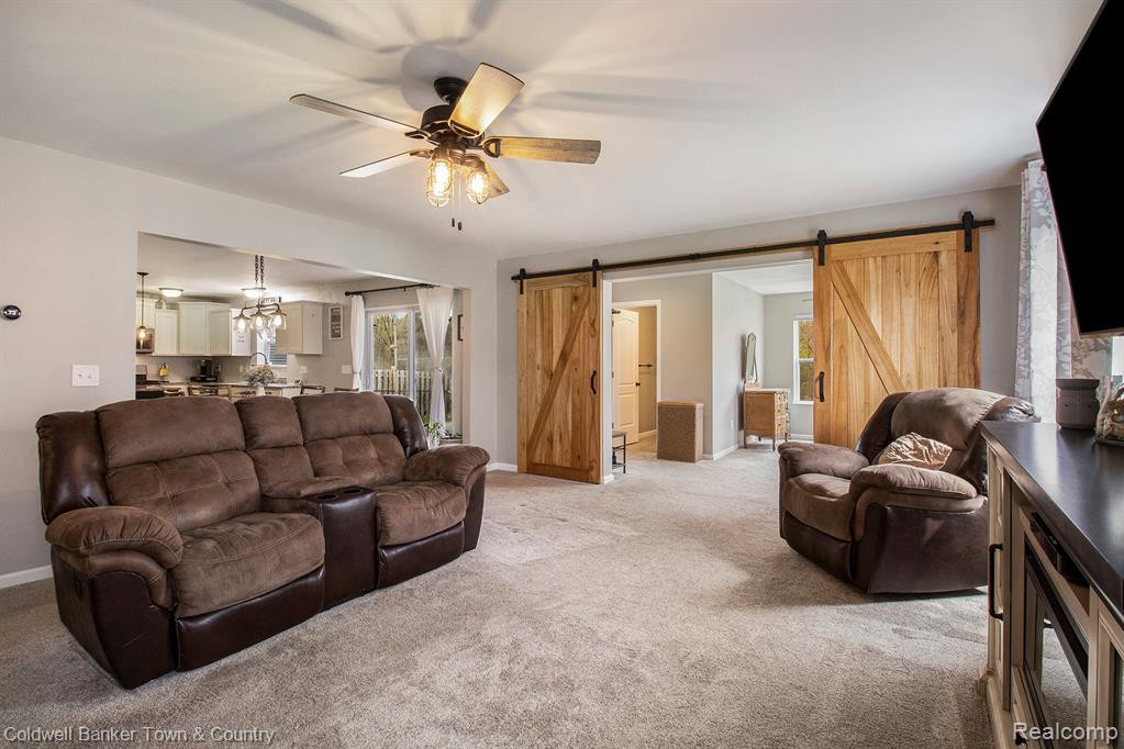 3610 AMBER OAKS Drive, Howell, MI 48855 — Photo 16