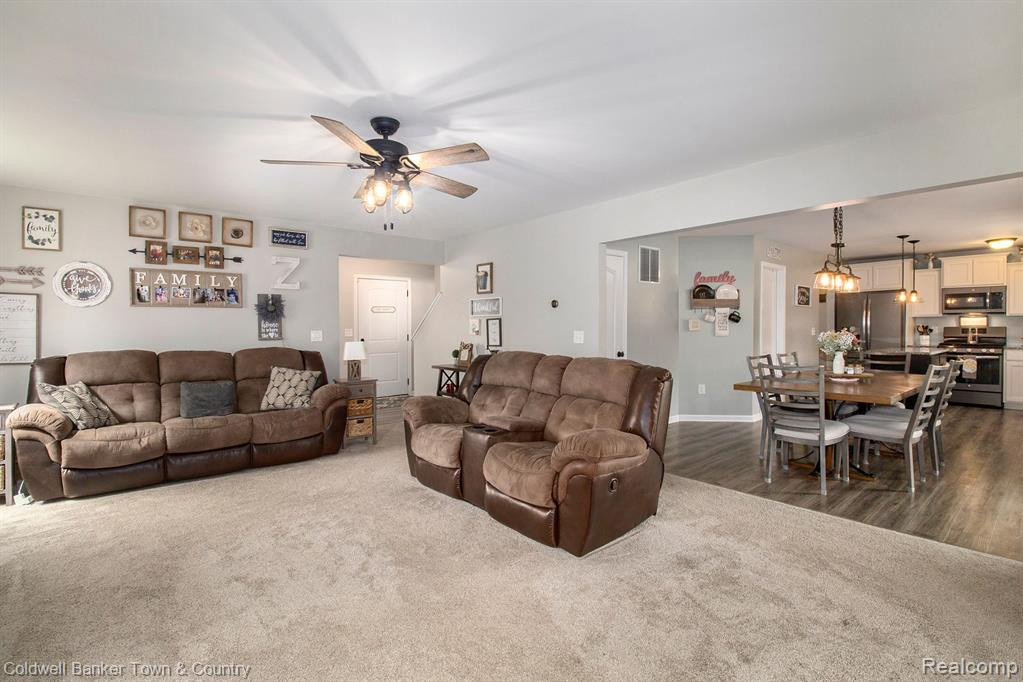 3610 AMBER OAKS Drive, Howell, MI 48855 — Photo 17