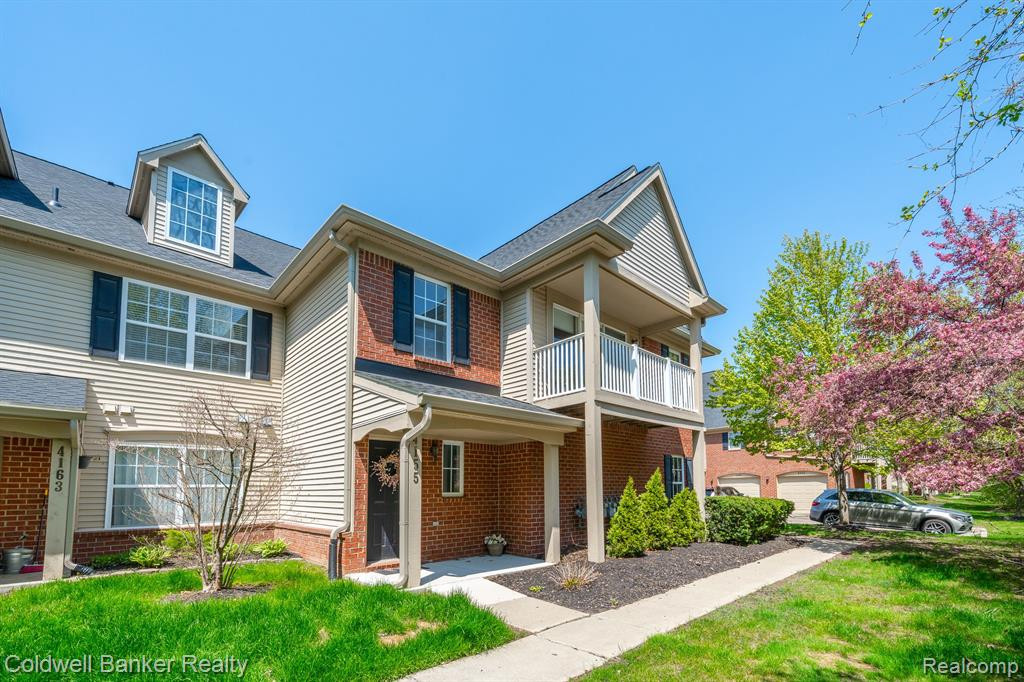 4155 BERKELEY Avenue, Canton, MI 48188 — Photo 4