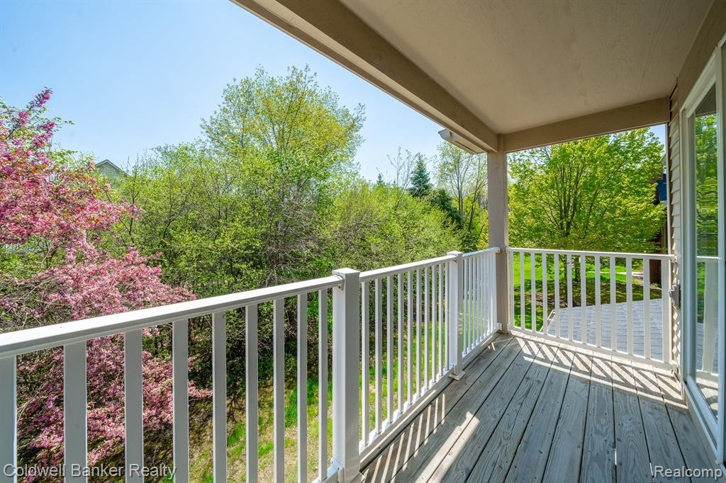 4155 BERKELEY Avenue, Canton, MI 48188 — Photo 5