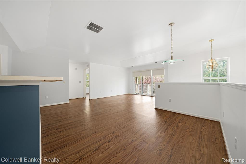 4155 BERKELEY Avenue, Canton, MI 48188 — Photo 15