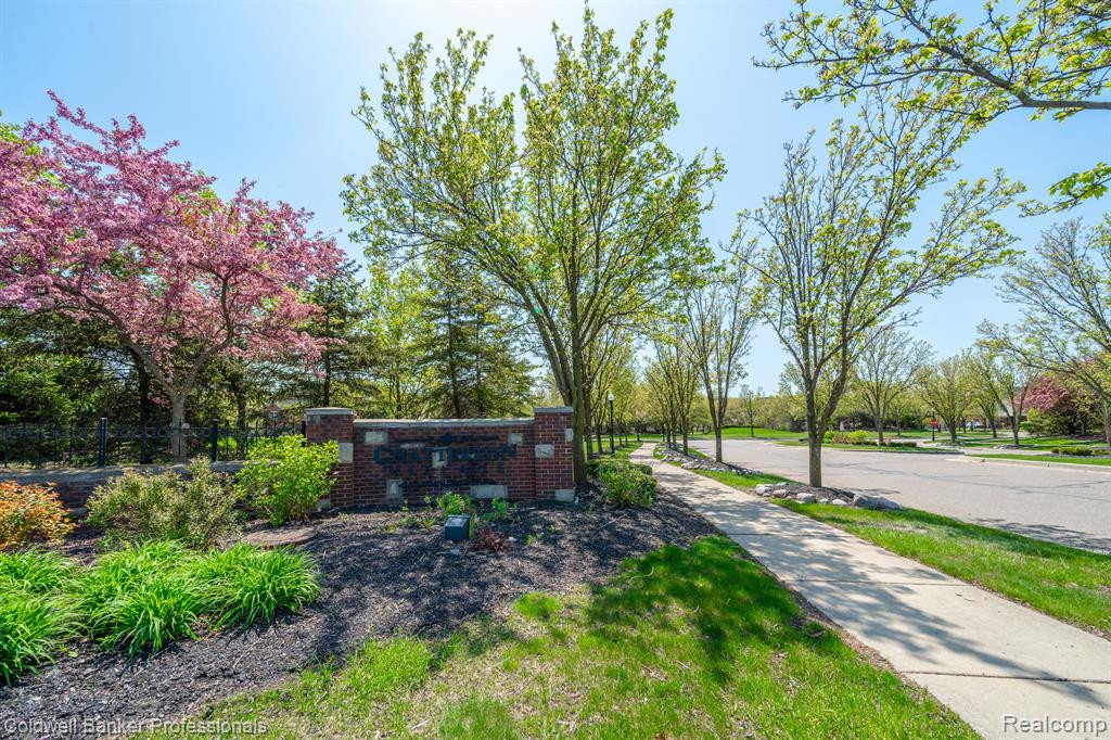 4155 BERKELEY Avenue, Canton, MI 48188 — Photo 30