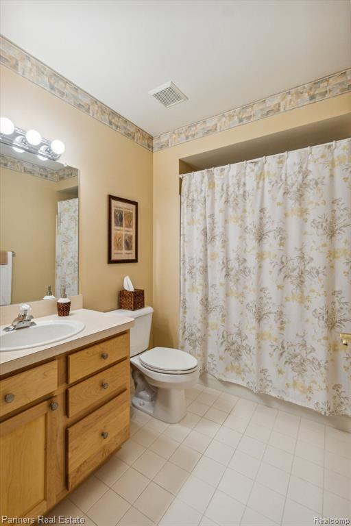 7570 WOODWIND Court, Brighton, MI 48116 — Photo 31