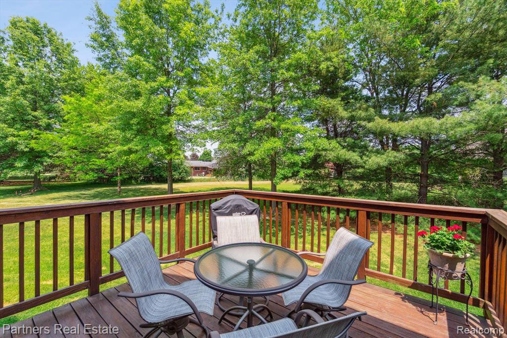 7570 WOODWIND Court, Brighton, MI 48116 — Photo 43