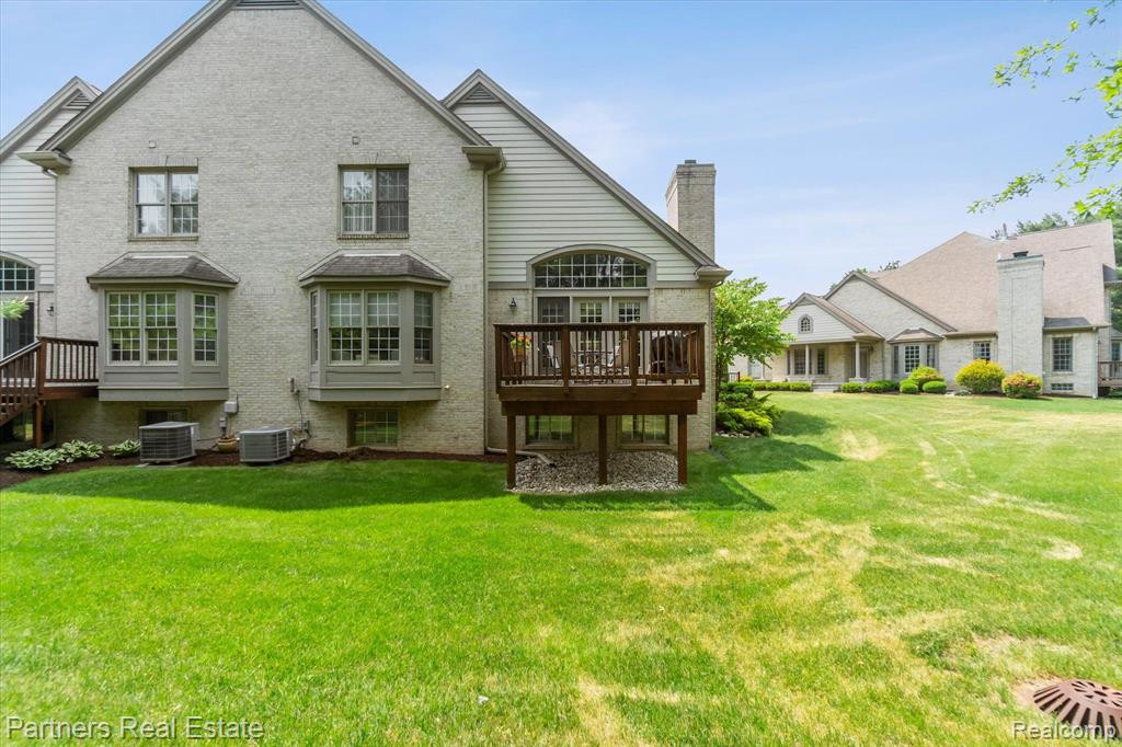 7570 WOODWIND Court, Brighton, MI 48116 — Photo 48