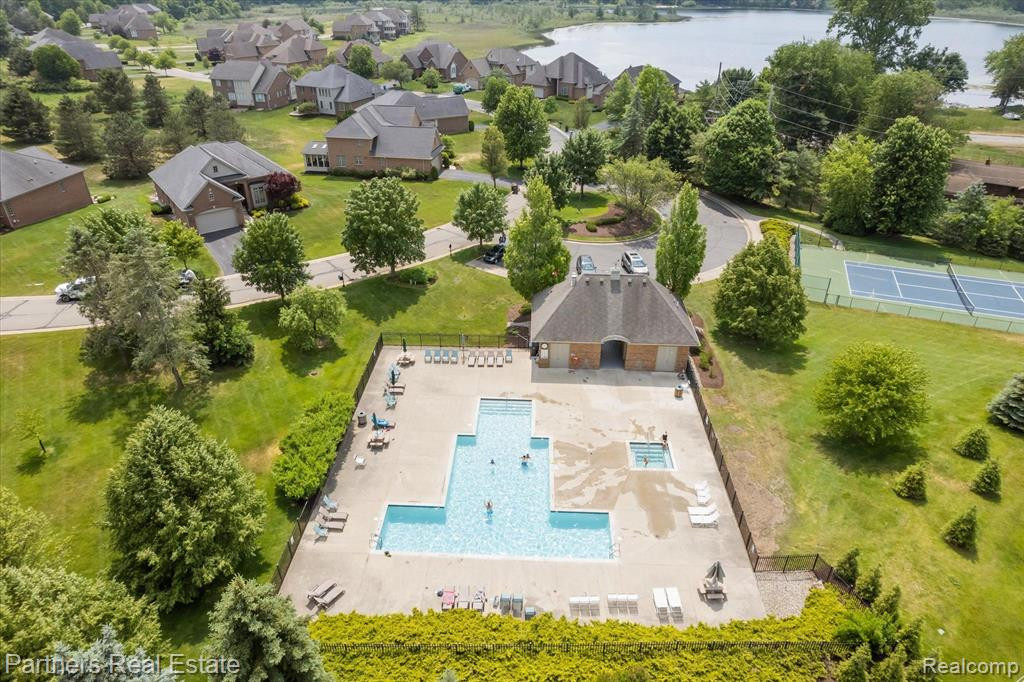 7570 WOODWIND Court, Brighton, MI 48116 — Photo 54