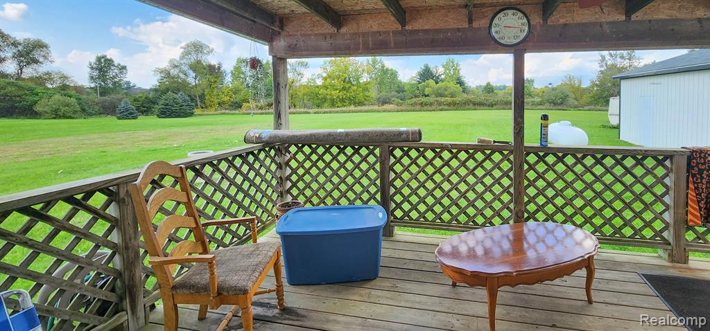 53 E BARNES Road, Fostoria, MI 48435 — Photo 10