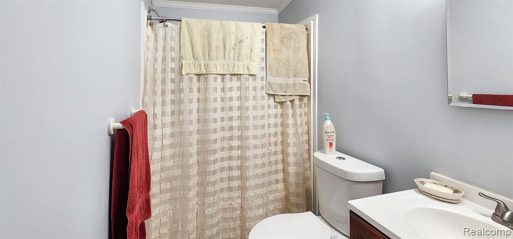 53 E BARNES Road, Fostoria, MI 48435 — Photo 18