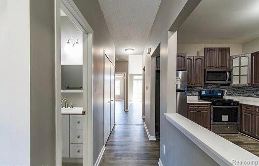 41767 WEBSTER, Novi, MI 48377 — Photo 2