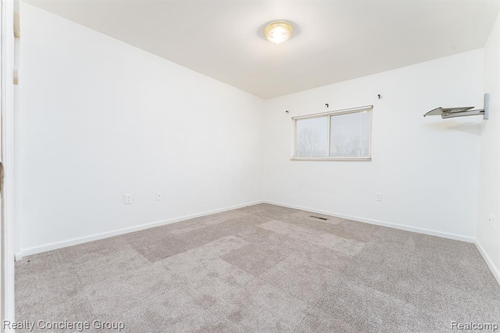 2141 STONE SCHOOL Circle, Ann Arbor, MI 48108 — Photo 11