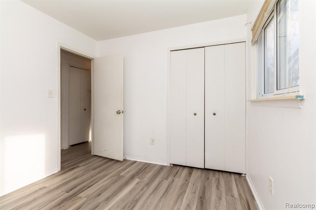 18644 KINLOCH Street, Redford, MI 48240 — Photo 8