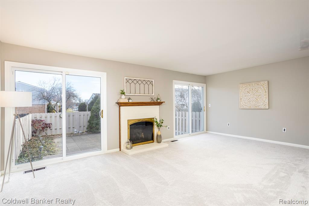 24548 BASHIAN Drive, Novi, MI — Photo 8