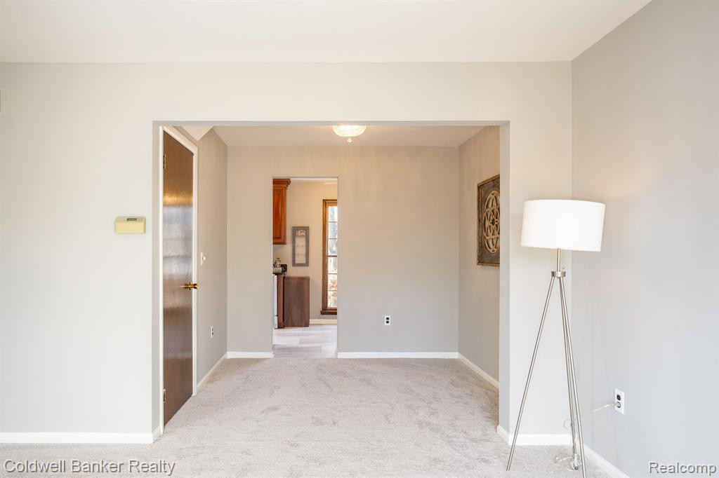 24548 BASHIAN Drive, Novi, MI — Photo 9